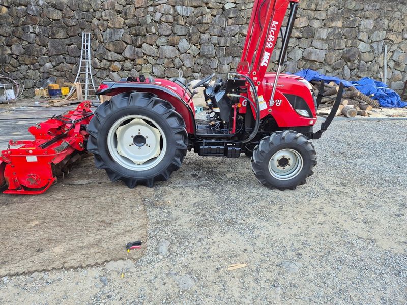 일개미(4454)님의 장터 판매 상품 [TYM.G520트랙터] 첨부 사진