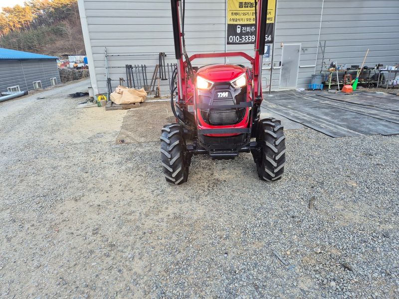 일개미(4454)님의 장터 판매 상품 [TYM.G520트랙터] 첨부 사진