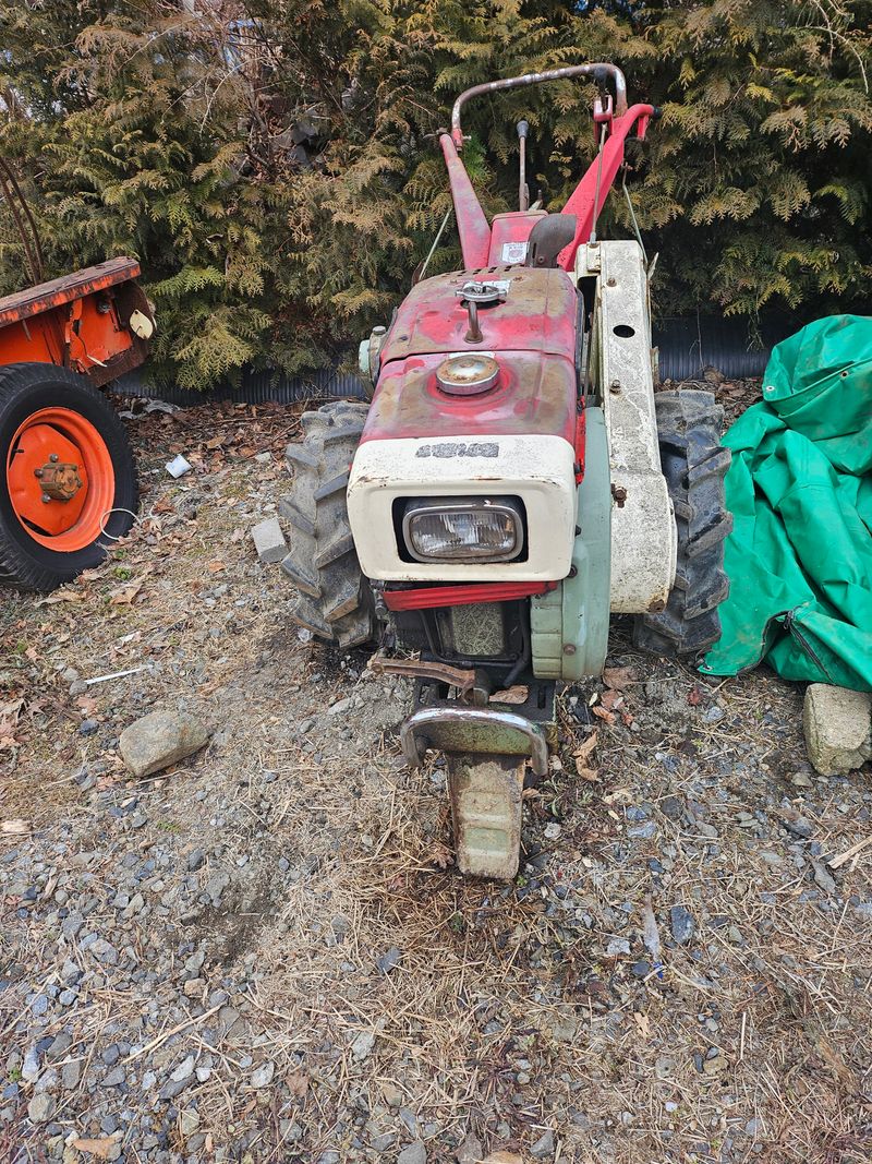 PJW3232님의 장터 판매 상품 [국제경운기 10마력 ] 첨부 사진