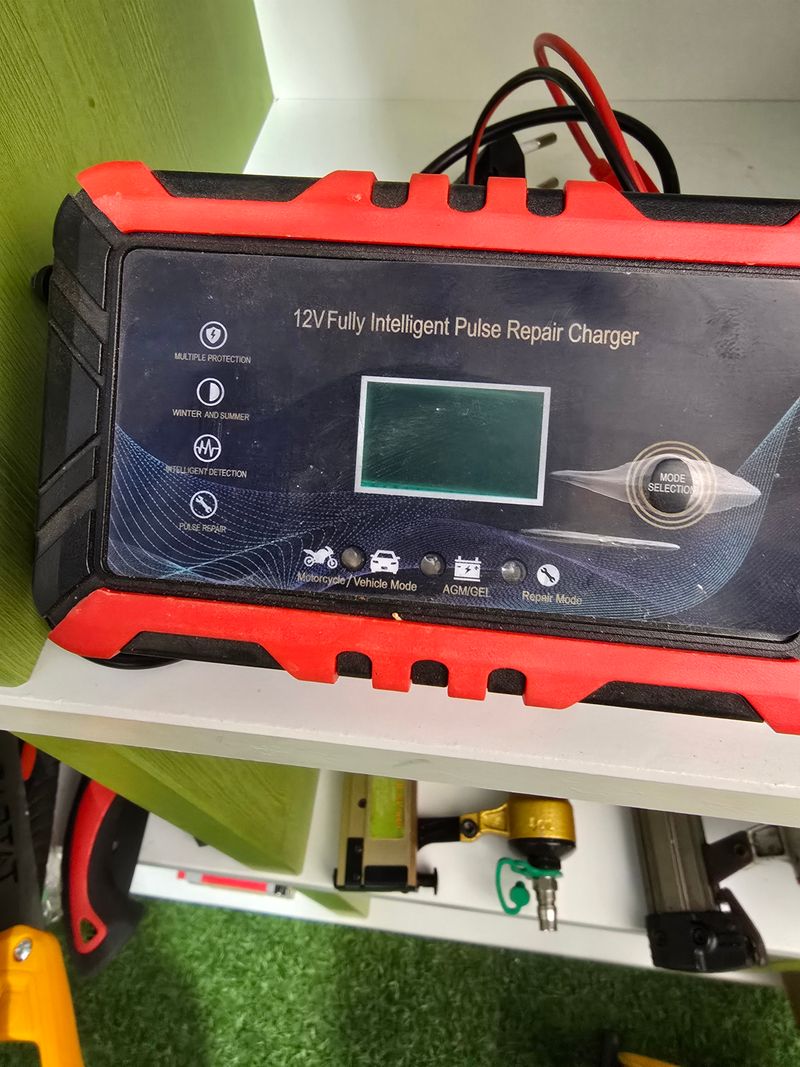 강원개발님의 장터 판매 상품 [자동차오토바이시동용충전기] 첨부 사진