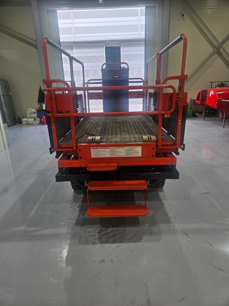 미르농기계님의 장터 판매 상품 [성부고소작업차 판매합니다 ] 첨부 사진