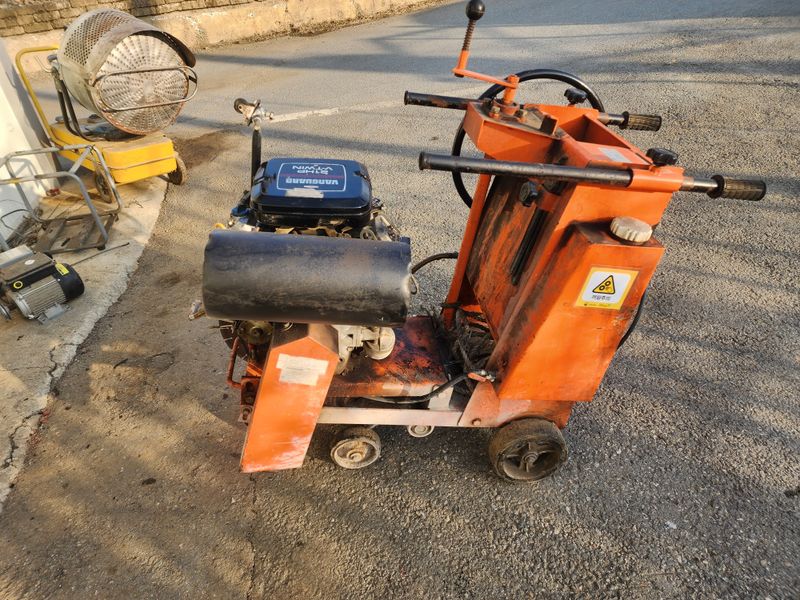 수리남님의 장터 판매 상품 [도로절단기] 첨부 사진