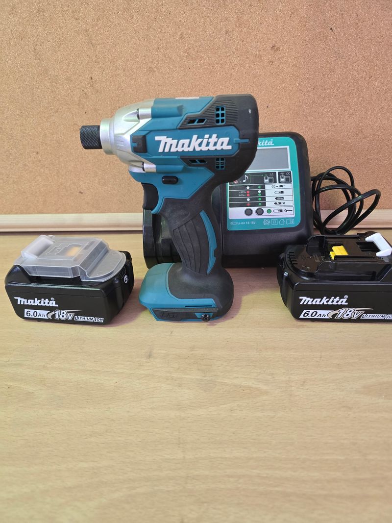 강원개발님의 장터 판매 상품 [마끼다임팩드릴 밭데리2개충전기포함] 첨부 사진