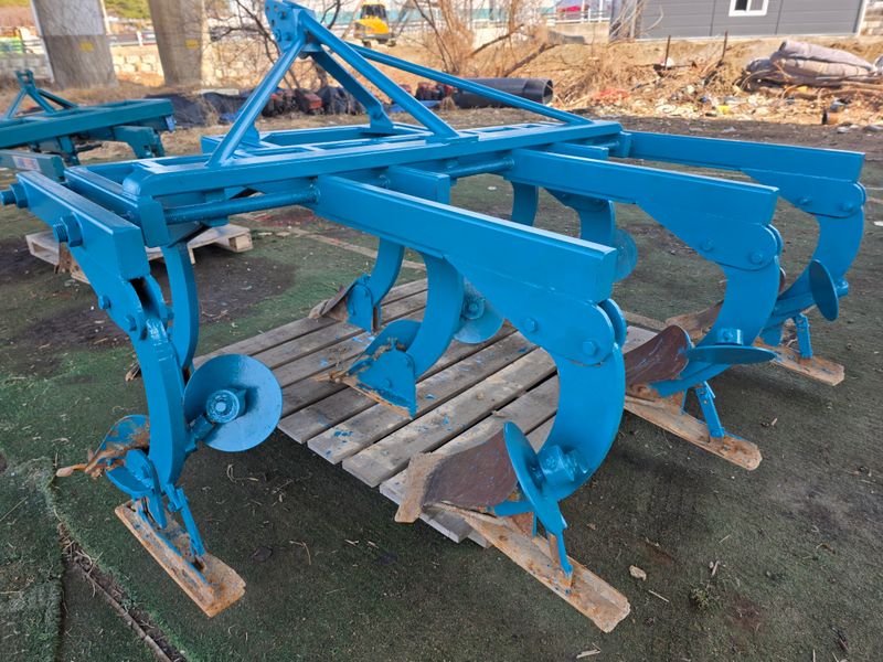 최도윤(중고농기계)님의 장터 판매 상품 [9련 평쟁기 판매합니다.] 첨부 사진