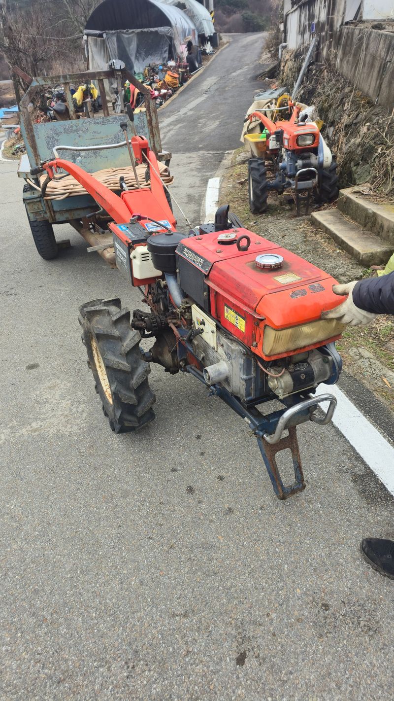 김문규님의 장터 판매 상품 [대동 신형 10 마력. 경운기] 첨부 사진