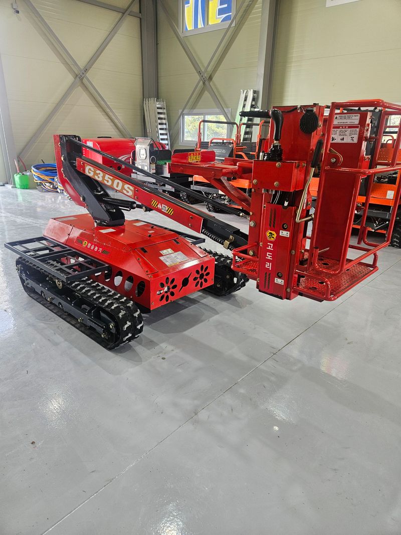 최태욱님의 장터 판매 상품 [청송농기 고소작업차 ] 첨부 사진