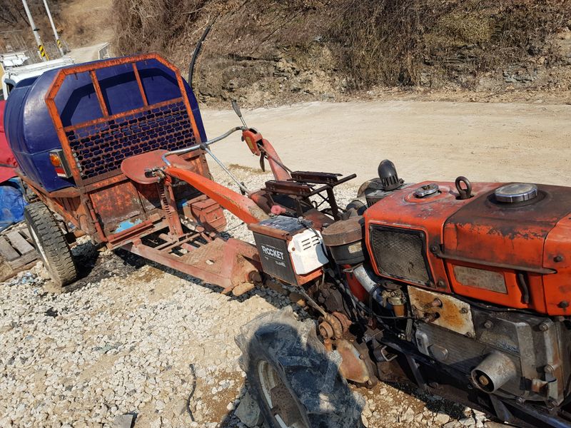 장터 상품 [대동10마력경운기] 썸네일