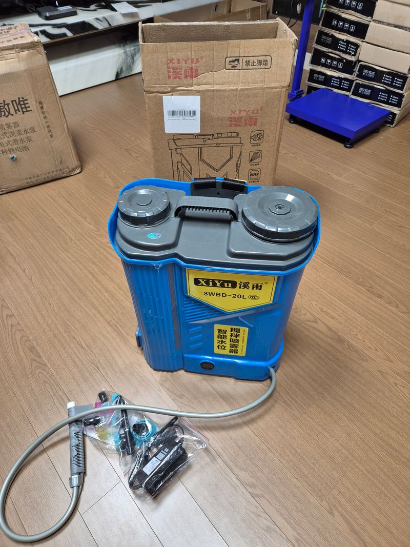 장터 상품 [전동 분무기 20L충전식] 썸네일