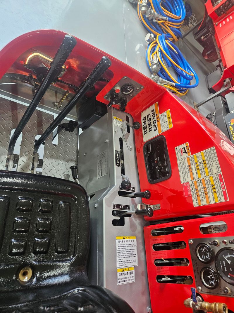 미르농기계님의 장터 판매 상품 [한아궤도 500리터 운반차겸용 ss기 판매합니다 ] 첨부 사진