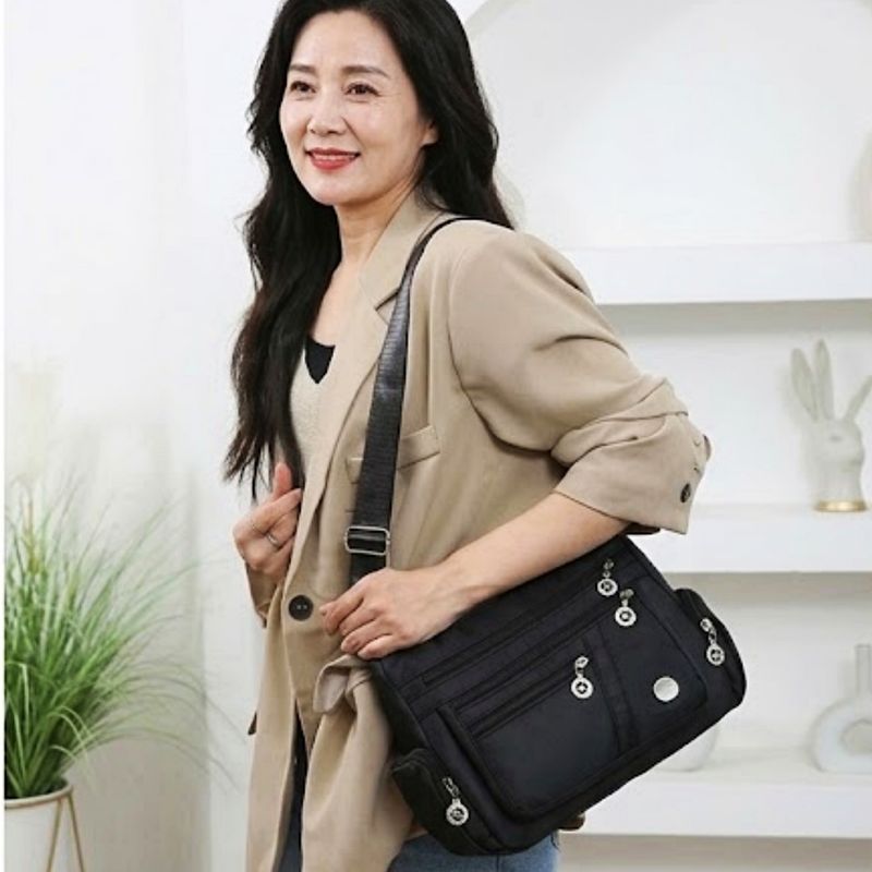 장터 상품 [다용도 미니 크로스백 여행용 가벼운 숄더백 엄마 중년여성 가방] 썸네일