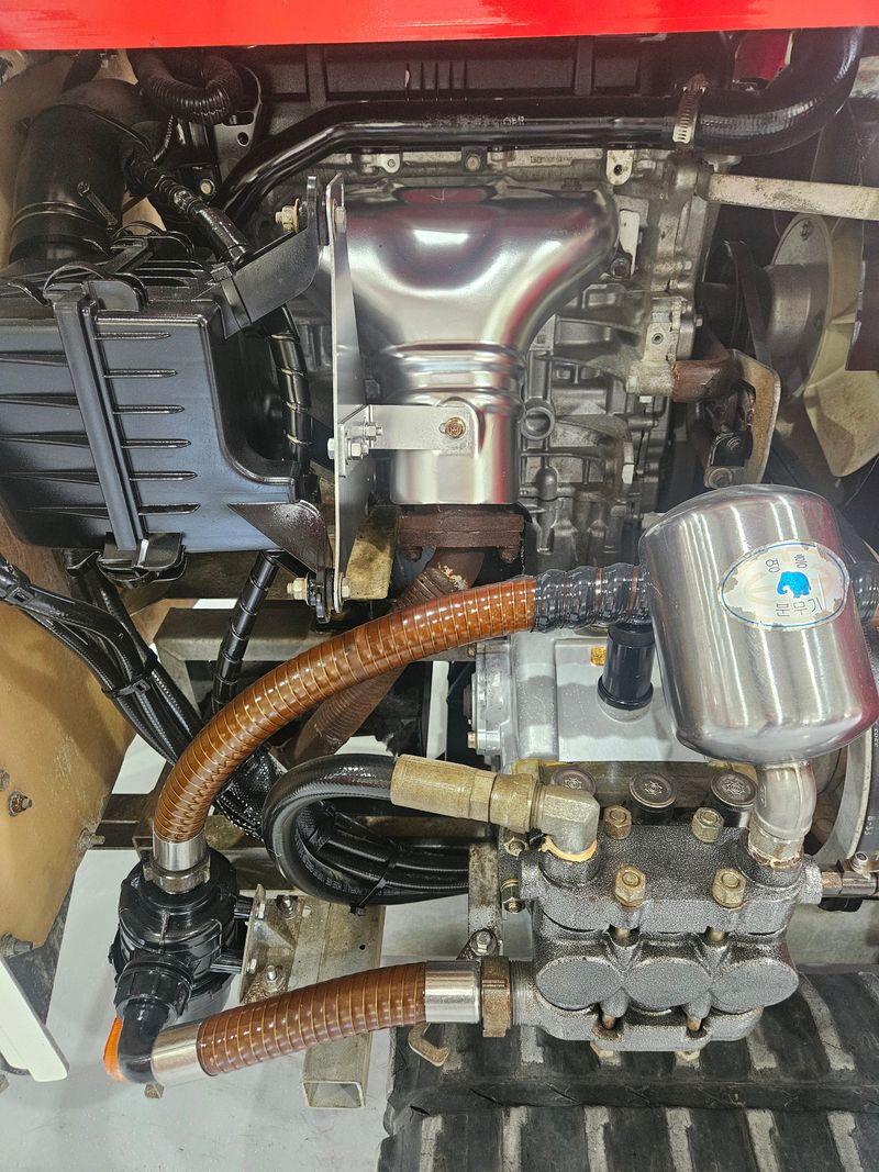 미르농기계님의 장터 판매 상품 [한아궤도 500리터 운반차겸용 ss기 판매합니다 ] 첨부 사진