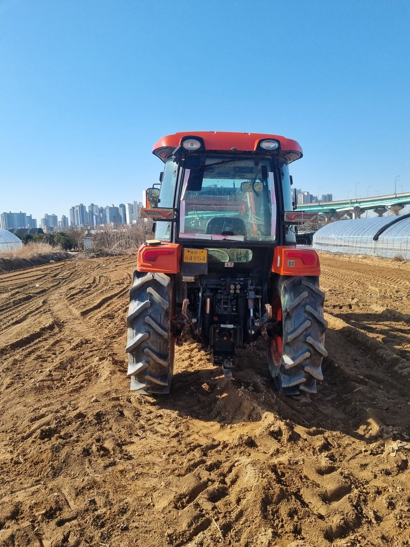 감자27311님의 장터 판매 상품 [트랙터 NX470SC] 첨부 사진