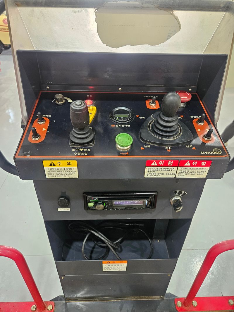 미르농기계님의 장터 판매 상품 [세웅고소작업차 판매합니다 ] 첨부 사진