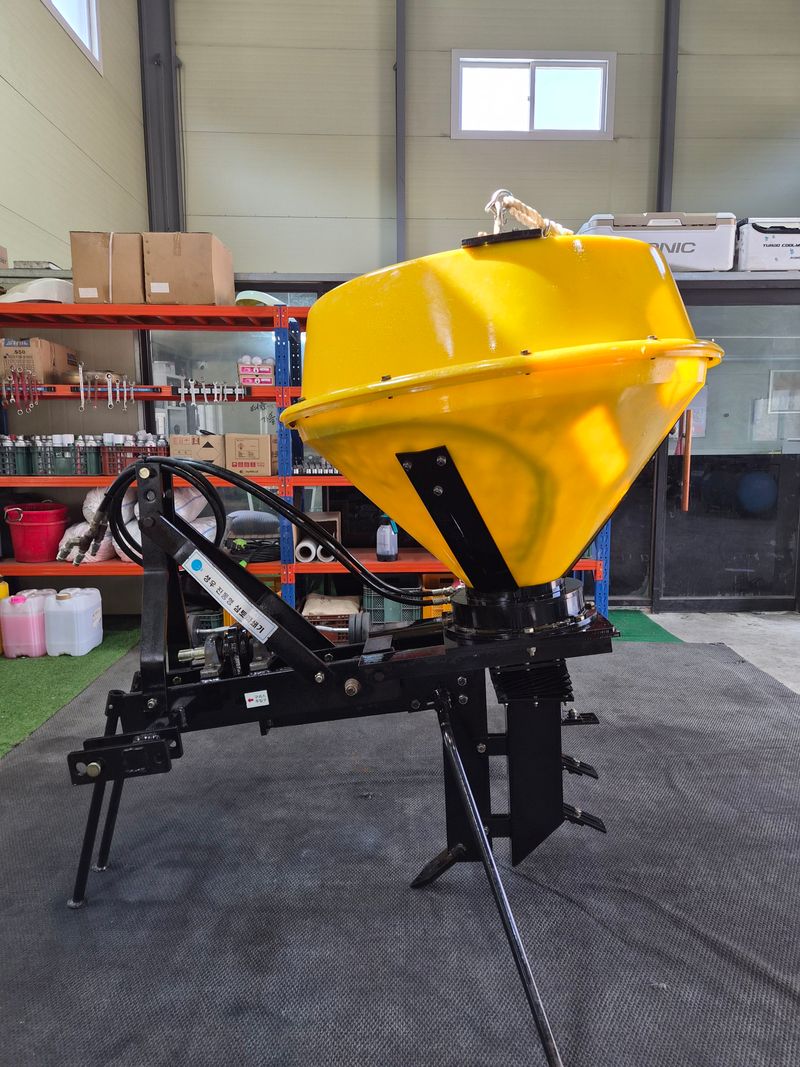 박현수님의 장터 판매 상품 [성우 유기물투입 진동형 심토파쇄기 판매합니다 ] 첨부 사진