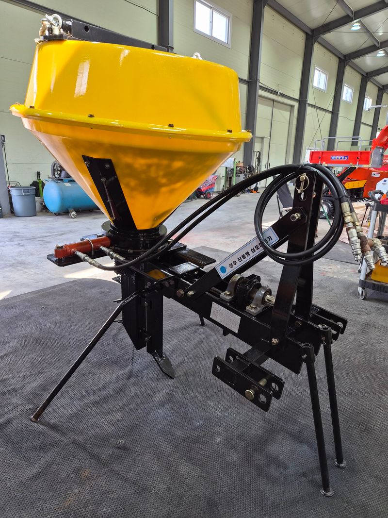 장터 상품 [성우 유기물투입 진동형 심토파쇄기 판매합니다 ] 썸네일