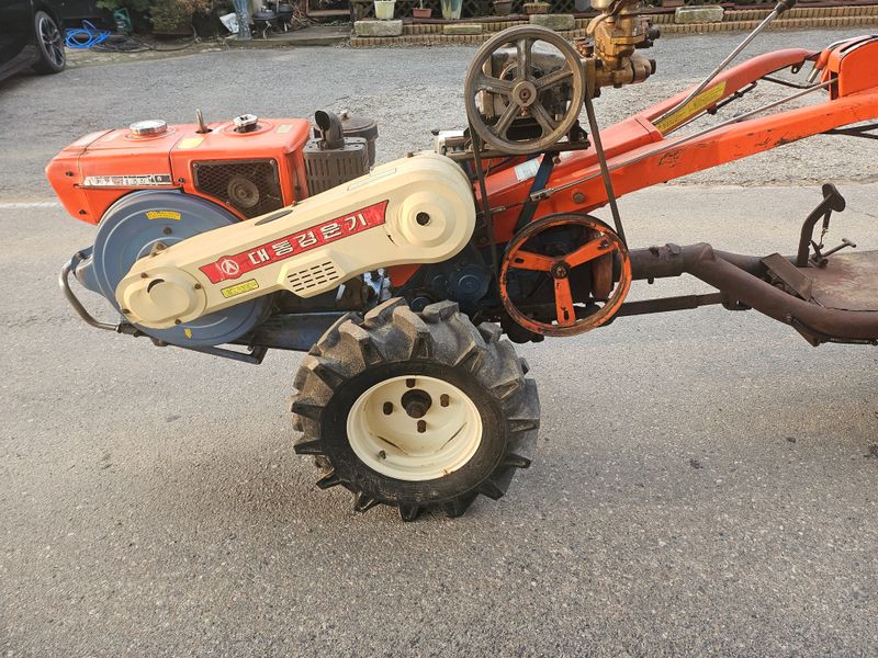 PJW3232님의 장터 판매 상품 [대동경운기 (10마력.키시동겸용.직접분사식)] 첨부 사진