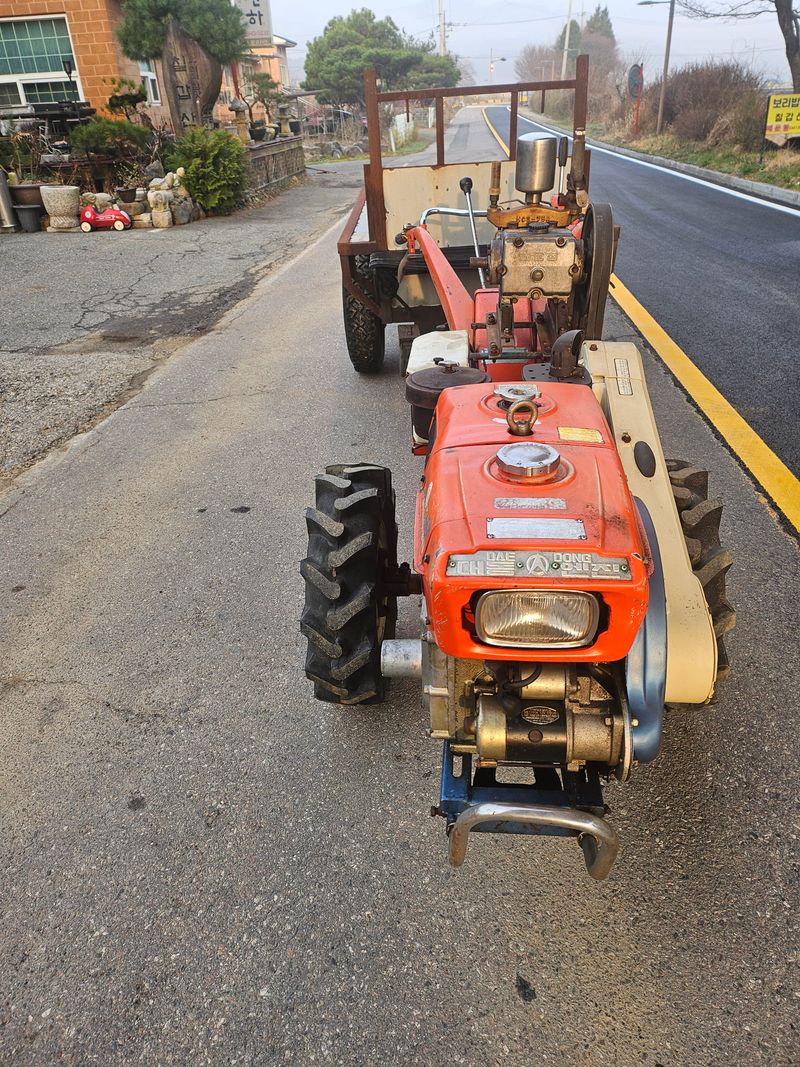 장터 상품 [대동경운기 (10마력.키시동겸용.직접분사식)] 썸네일