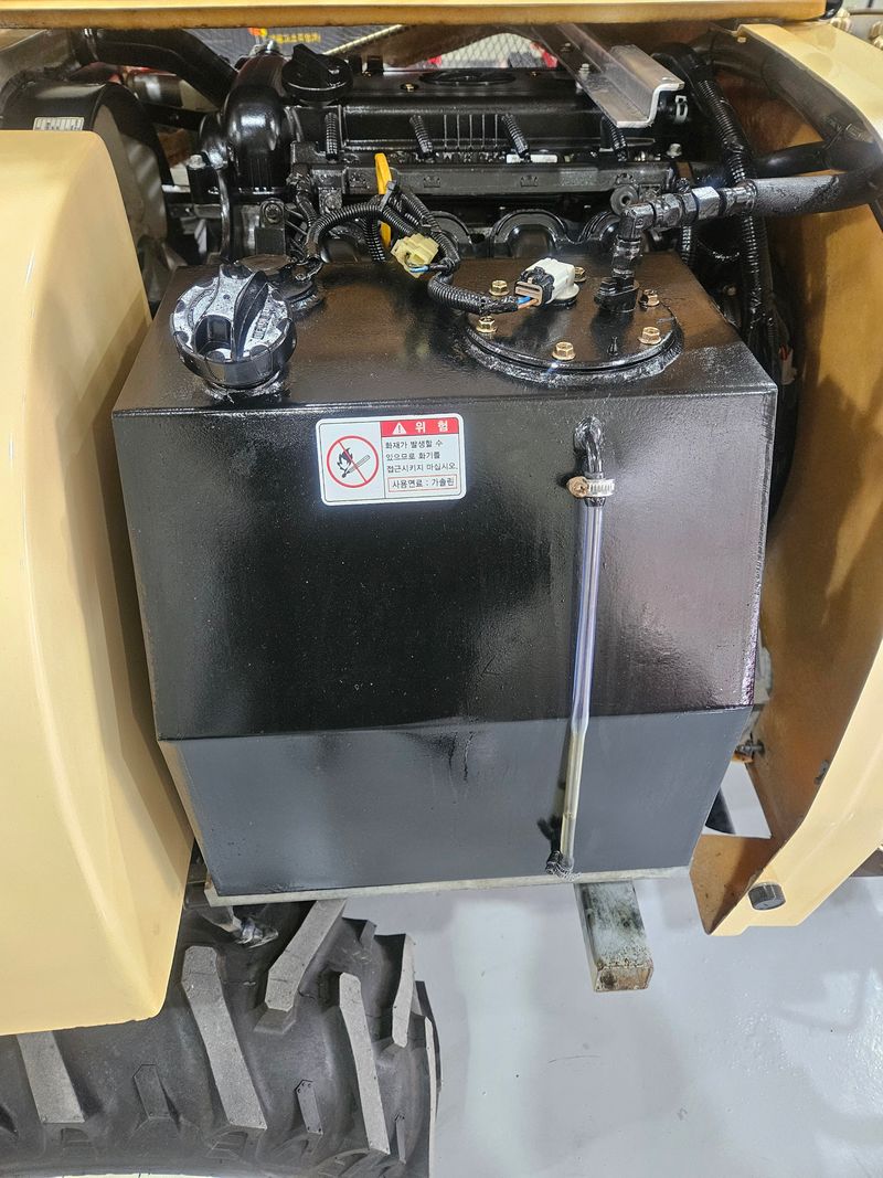 미르농기계님의 장터 판매 상품 [한성티앤아이 1000리터 운반차겸용 판매합니다 ] 첨부 사진