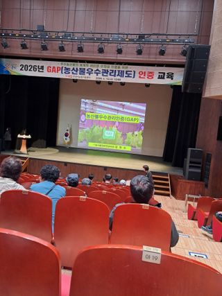 이식현님의 자유주제 · 사진전 작성글 사진