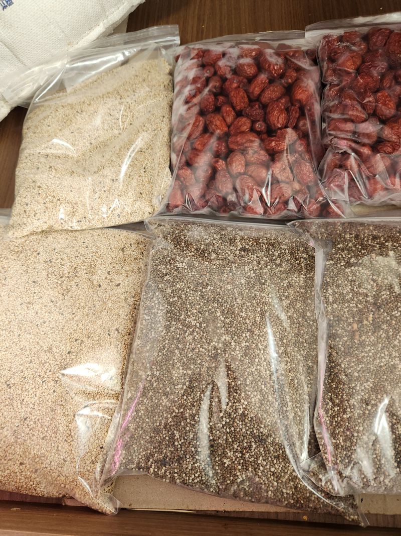 배순녀님의 장터 판매 상품 [상추  풋고추 청량고추  꽈리고추   (상추25000)작년 들깨. 참깨. 서리태 팝니다] 첨부 사진