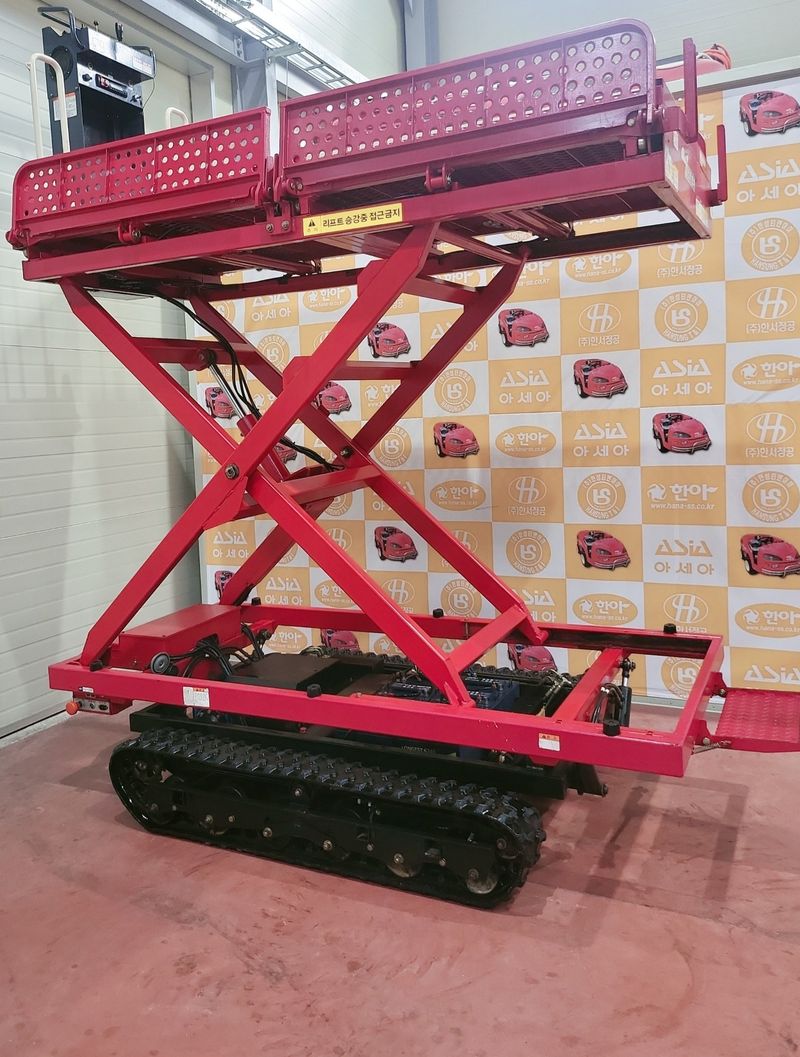 최성훈 님의 장터 판매 상품 [세웅 전동리프트 고소작업차 팝니다] 첨부 사진