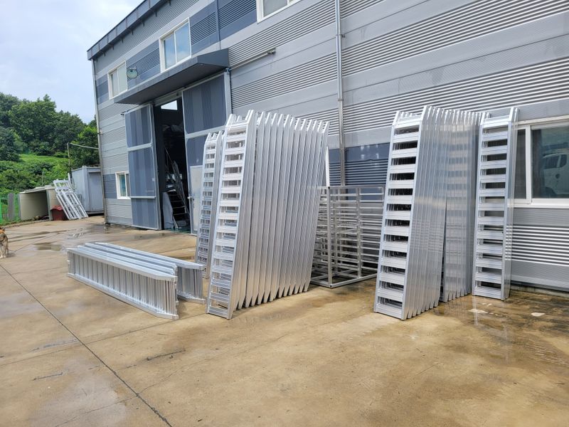 장터 상품 [농업용 상하차사다리 팜니다] 썸네일