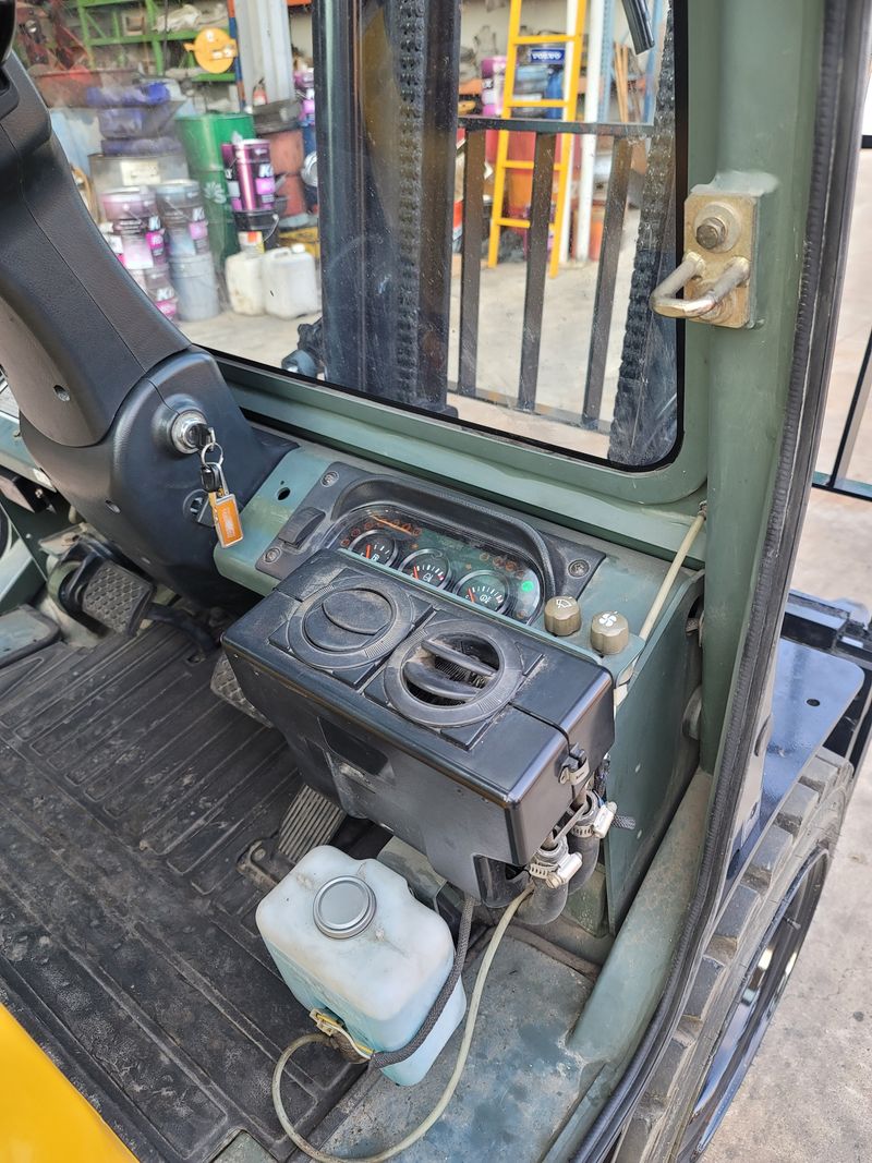 박진성님의 장터 판매 상품 [3톤 지게차 사이드쉬프트 ] 첨부 사진