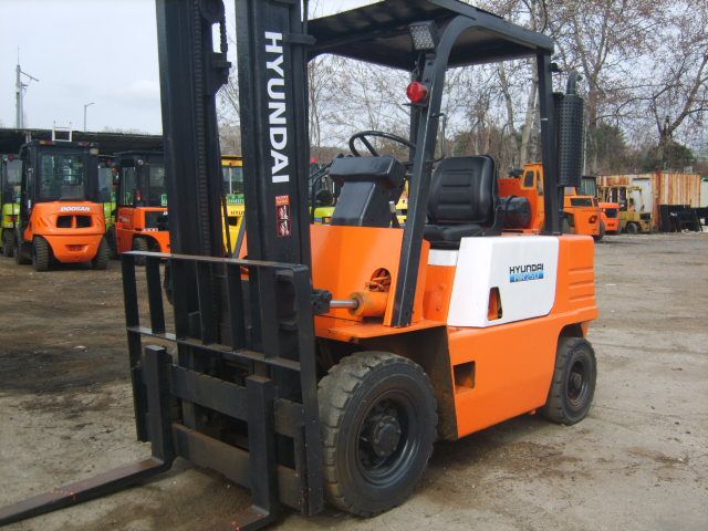 장터 상품 [중고지게차 현대 2.5톤 98년식 지게차] 썸네일