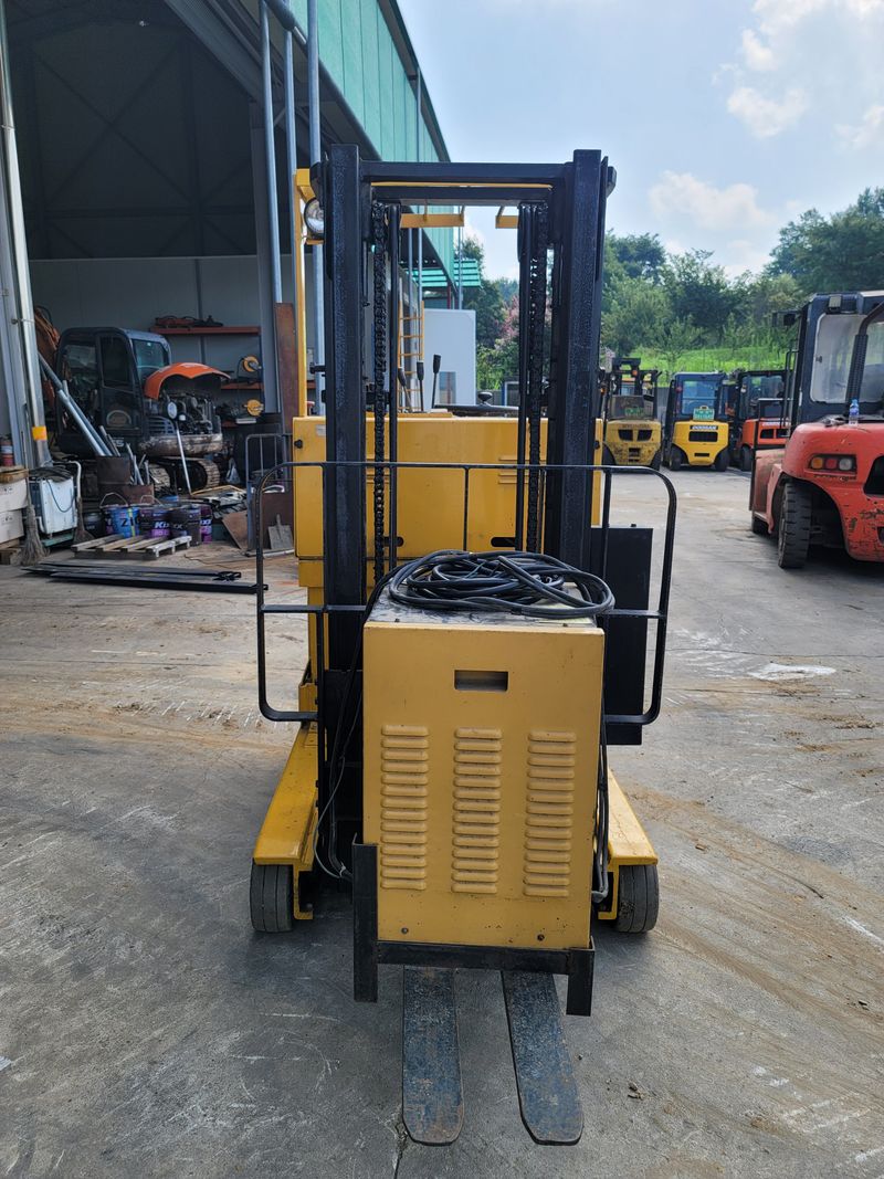 박진성님의 장터 판매 상품 [전동 입식 리치 지게차] 첨부 사진