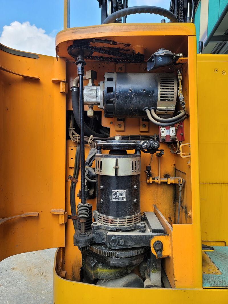 박진성님의 장터 판매 상품 [전동 입식 리치 지게차] 첨부 사진