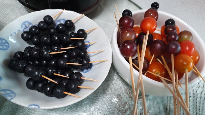 농부아내님의 장터 판매 상품 [몸이 건강해지는 맛, 햇생과 아로니아 10kg] 첨부 사진