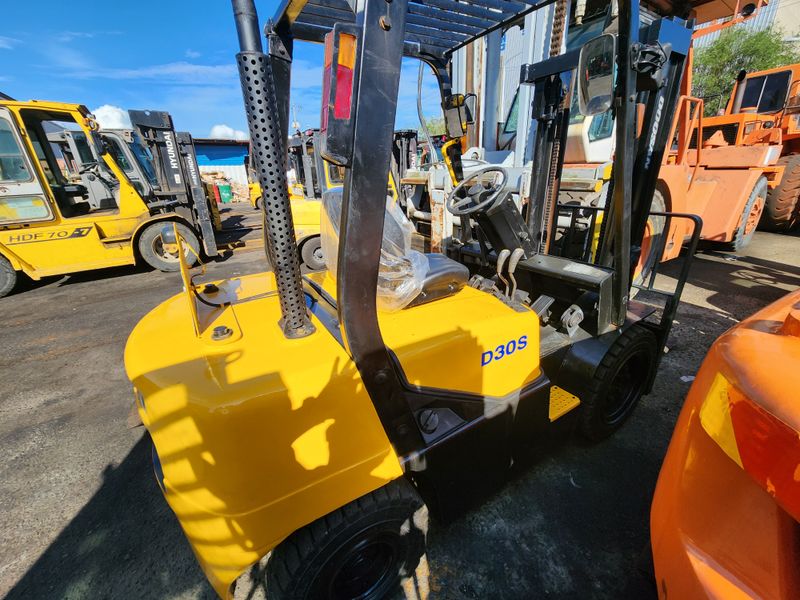 이재창님의 장터 판매 상품 [두산 2005년식 3톤 지게차 ] 첨부 사진