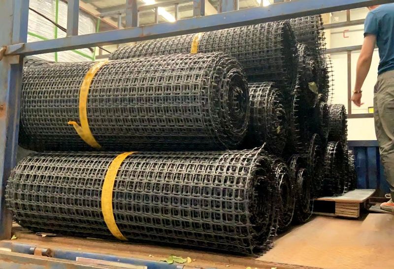 장터 상품 [초강력 울타리망 산업용 50M 울타리 염소 닭장 맷돼지망 등] 썸네일