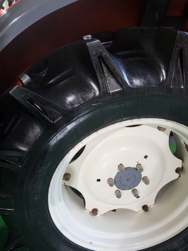 박현수님의 장터 판매 상품 [대동45마력 트렉터 판매합니다 ] 첨부 사진