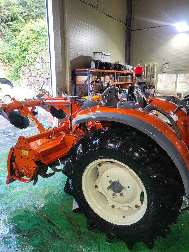 박현수님의 장터 판매 상품 [대동45마력 트렉터 판매합니다 ] 첨부 사진