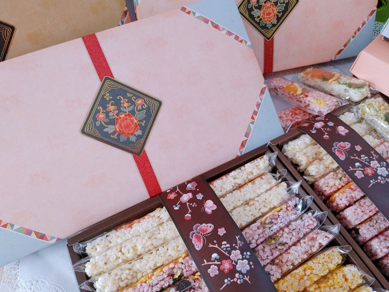 알 수 없음님의 장터 판매 상품 [오색수제  쌀강정   23ㅡ32개 내외] 첨부 사진