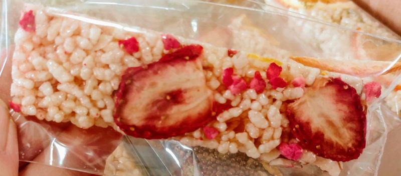 알 수 없음님의 장터 판매 상품 [오색수제  쌀강정   23ㅡ32개 내외] 첨부 사진