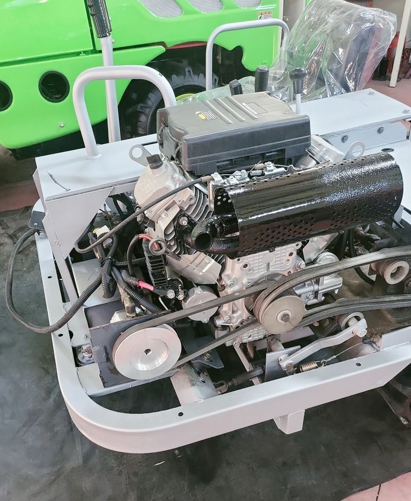 최성훈 님의 장터 판매 상품 [한성 ss기 궤도형 운반차 팝니다 ] 첨부 사진