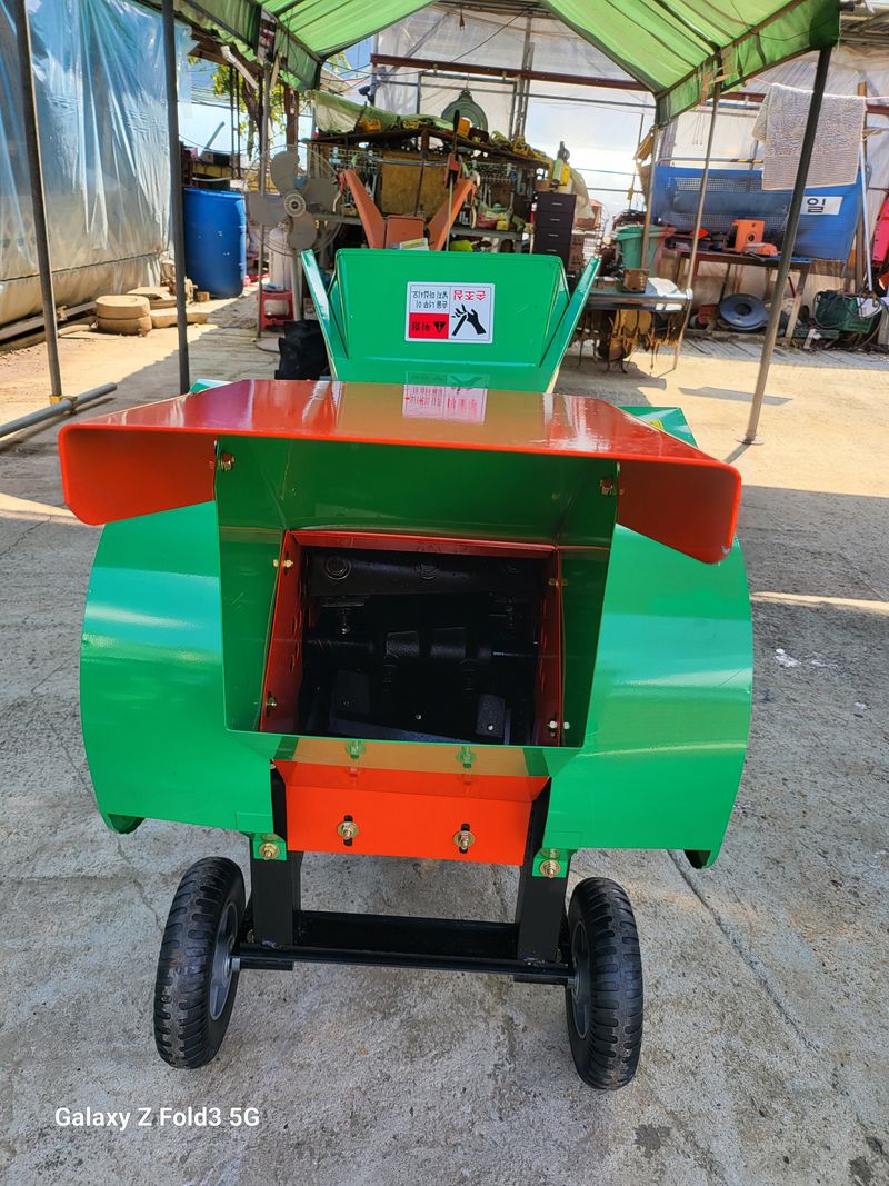 최도윤님의 장터 판매 상품 [신품 대형잔가지 파쇄기 판매합니다 ] 첨부 사진