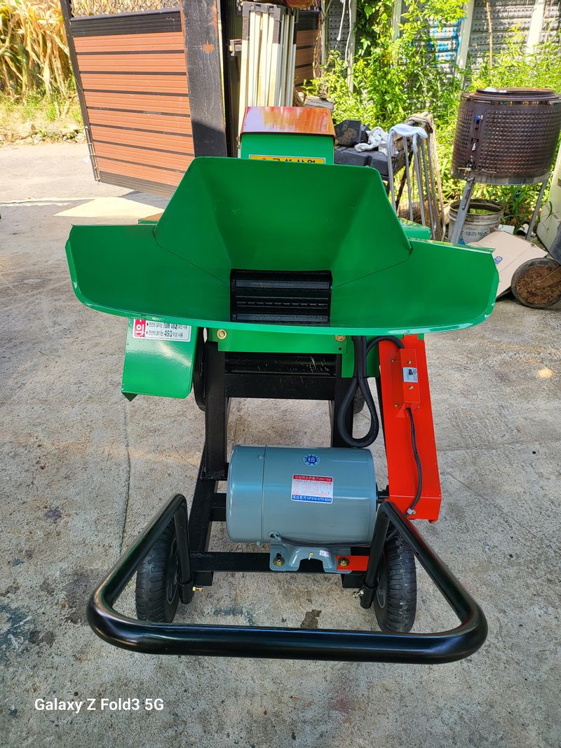 최도윤님의 장터 판매 상품 [신품 대형잔가지 파쇄기 판매합니다 ] 첨부 사진