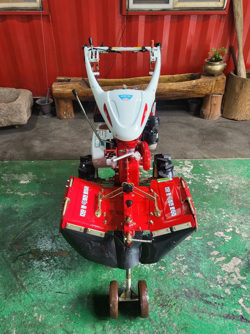 박현수님의 장터 판매 상품 [아세아AMC-900sm관리기 판매합니다 ] 첨부 사진