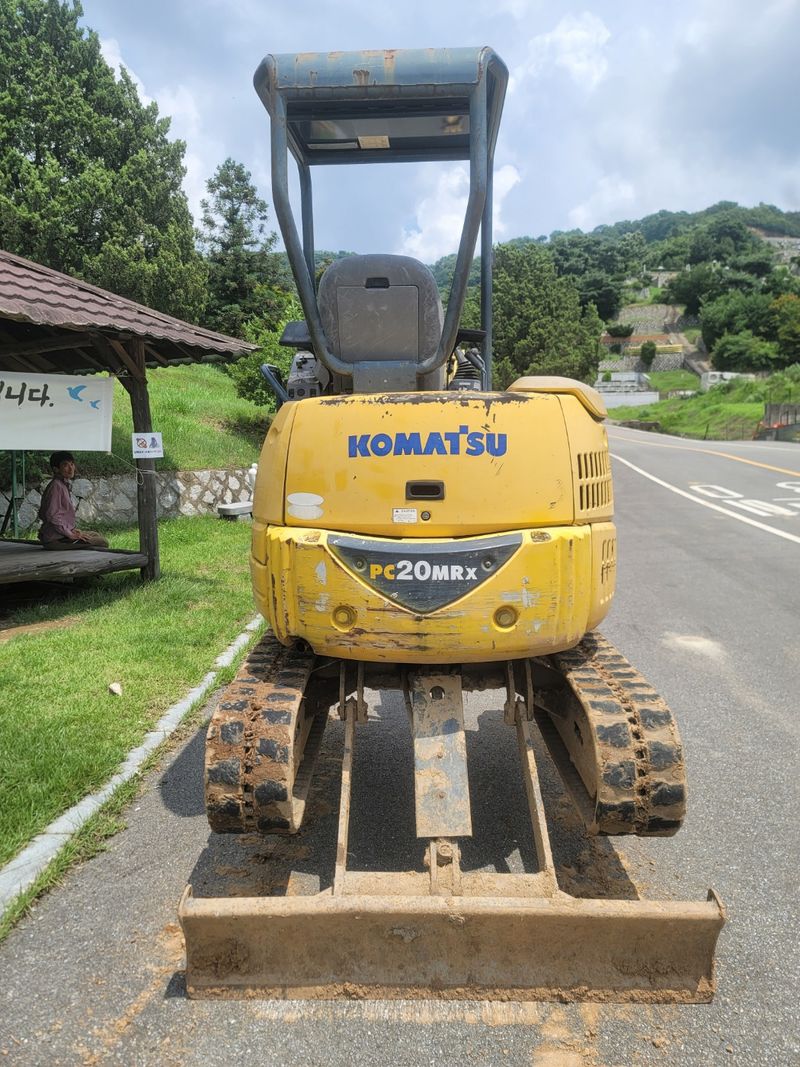 남지수님의 장터 판매 상품 [코마스 2톤 중고 굴삭기 2004년식 연식대비 저가동 신품트랙 교환후 드립니다] 첨부 사진