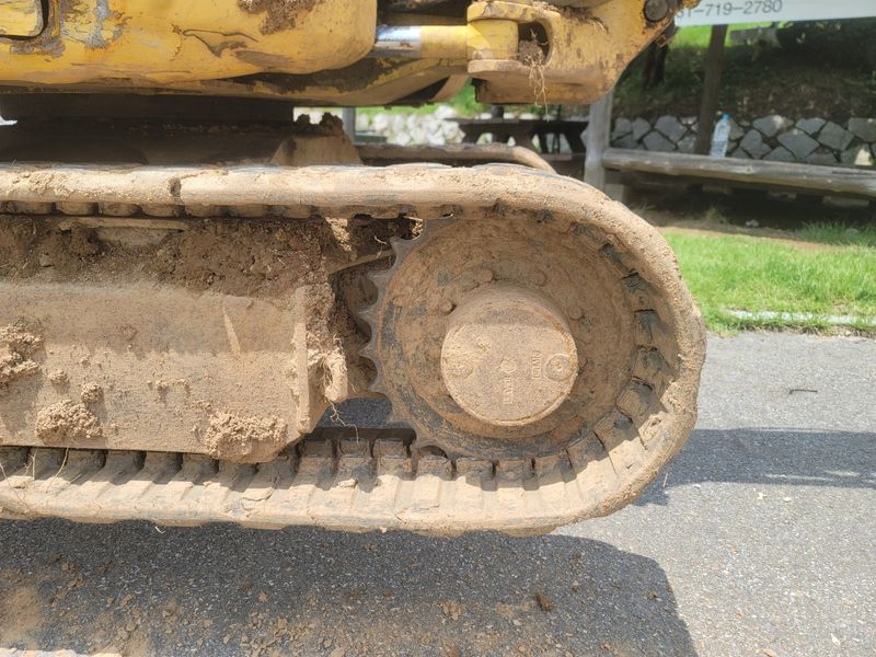 남지수님의 장터 판매 상품 [코마스 2톤 중고 굴삭기 2004년식 연식대비 저가동 신품트랙 교환후 드립니다] 첨부 사진