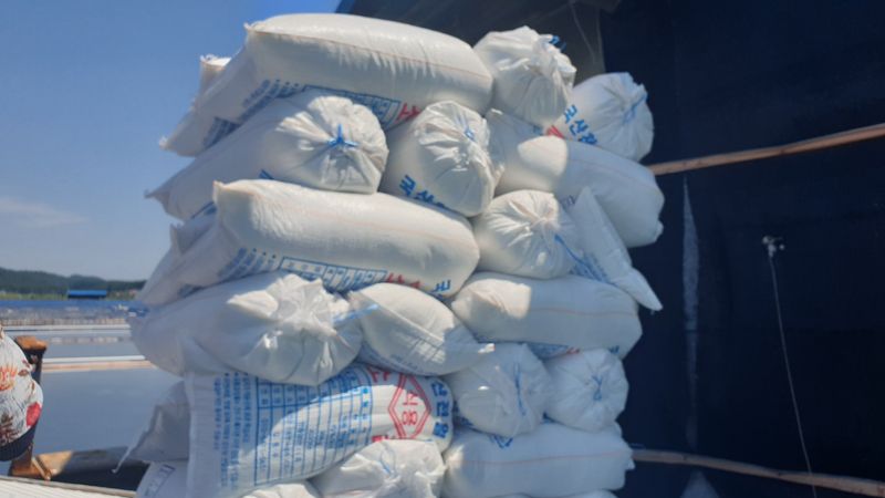 농부아내님의 장터 판매 상품 [간수 50% 빠진 마금리 천일염 20kg] 첨부 사진