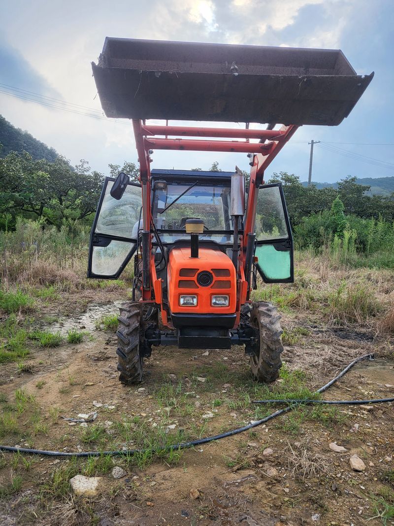 장터 상품 [대동51마력트랙트] 썸네일