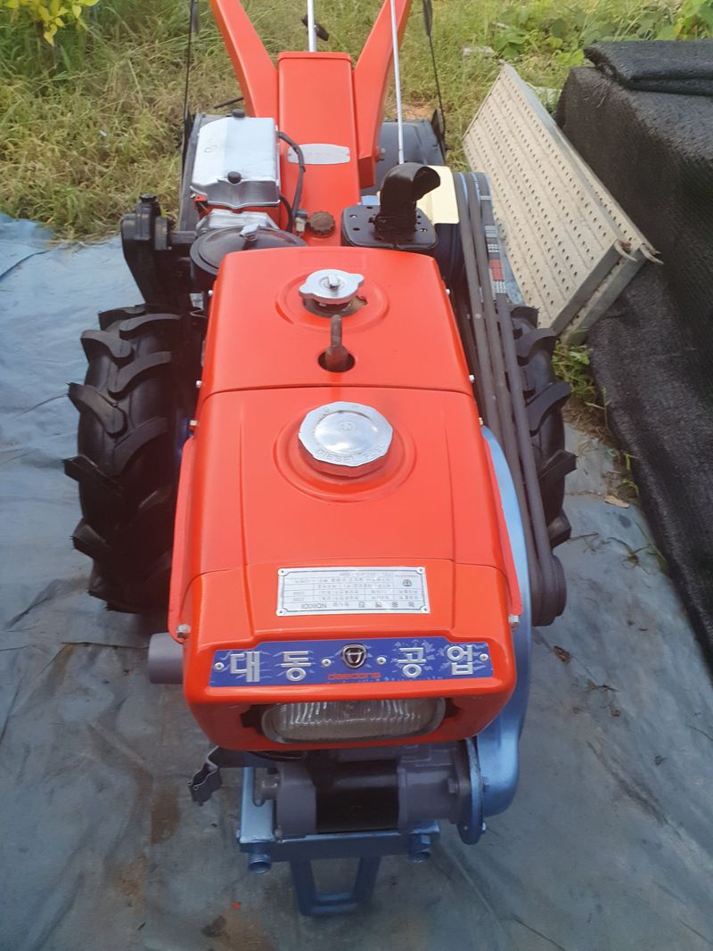 김민준님의 장터 판매 상품 [대동8마력 키시동경운기 판매합니다 거래완료] 첨부 사진