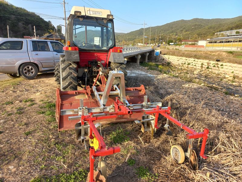 이금복님의 장터 판매 상품 [트랙터 ] 첨부 사진