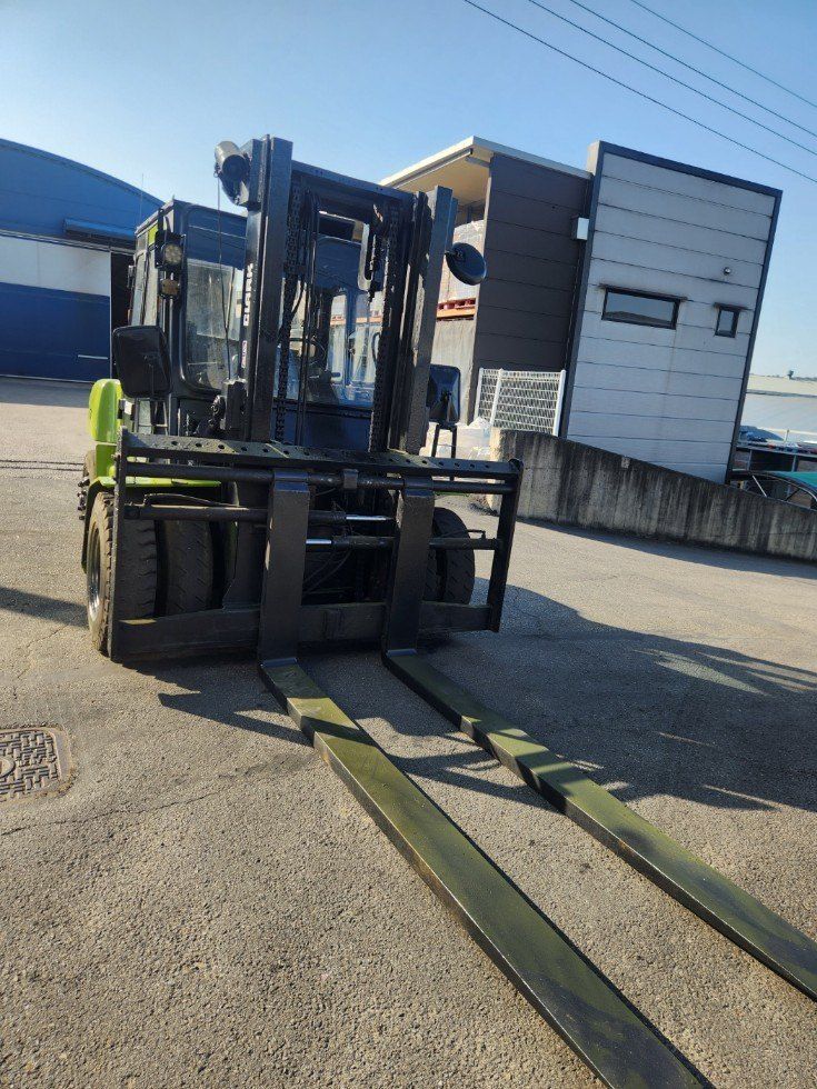 한효진님의 장터 판매 상품 [클라크 7톤 디젤 중고지게차(풀옵션)] 첨부 사진