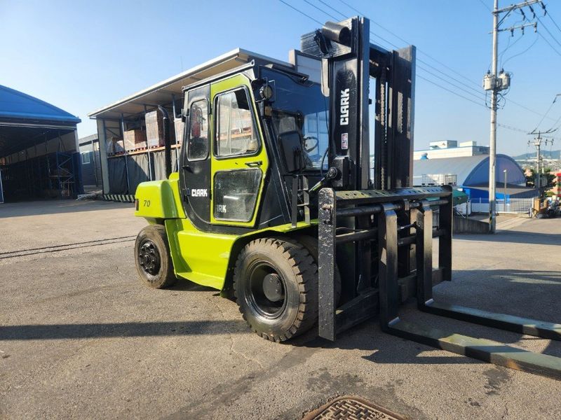 한효진님의 장터 판매 상품 [클라크 7톤 디젤 중고지게차(풀옵션)] 첨부 사진