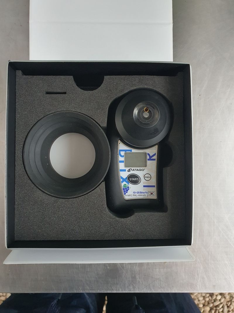 서경진님의 장터 판매 상품 [ATAGO당도 측정기] 첨부 사진